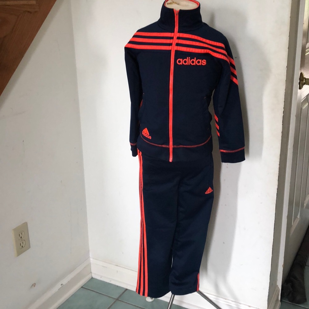 SIZE 5 boys Adidas pants&jacket set (READ DESC)